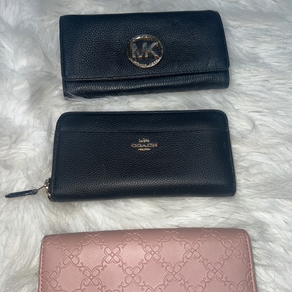 3 wallets women’s Coach Michael Kors Nine West